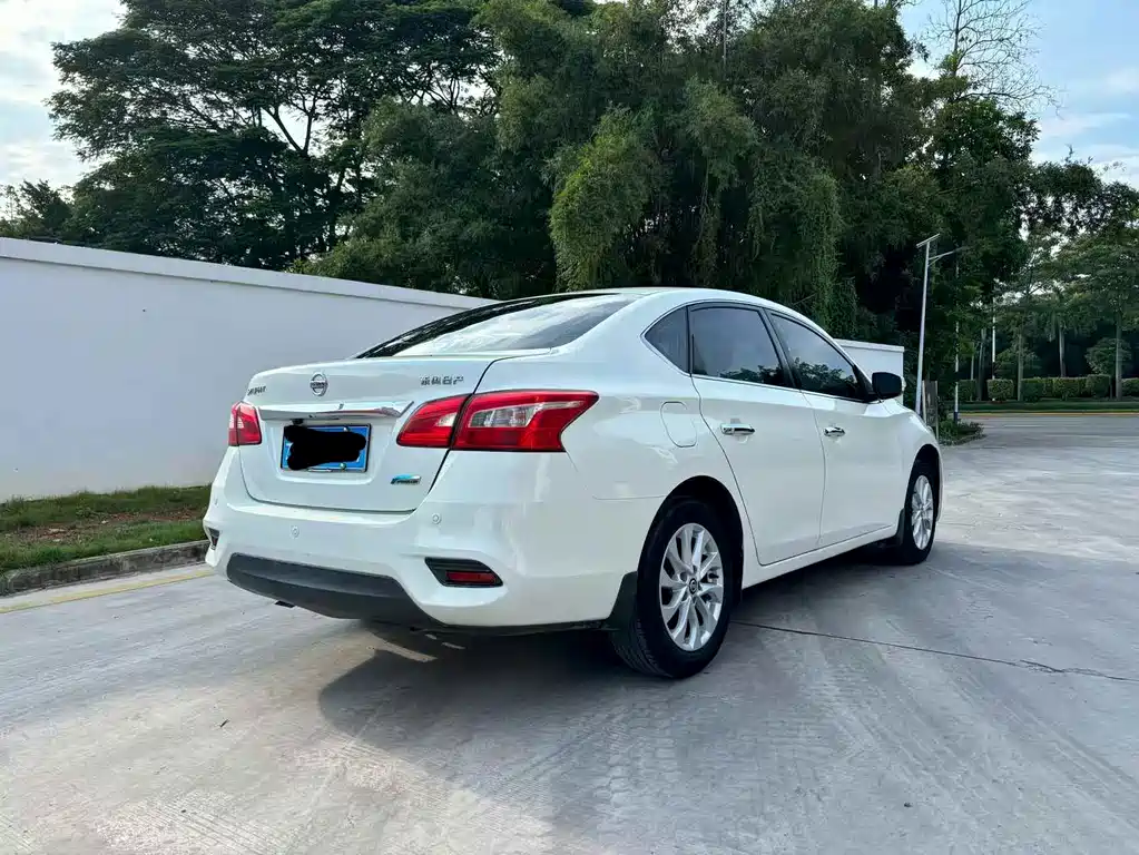 Nissan Sylphy — миниатюра 6