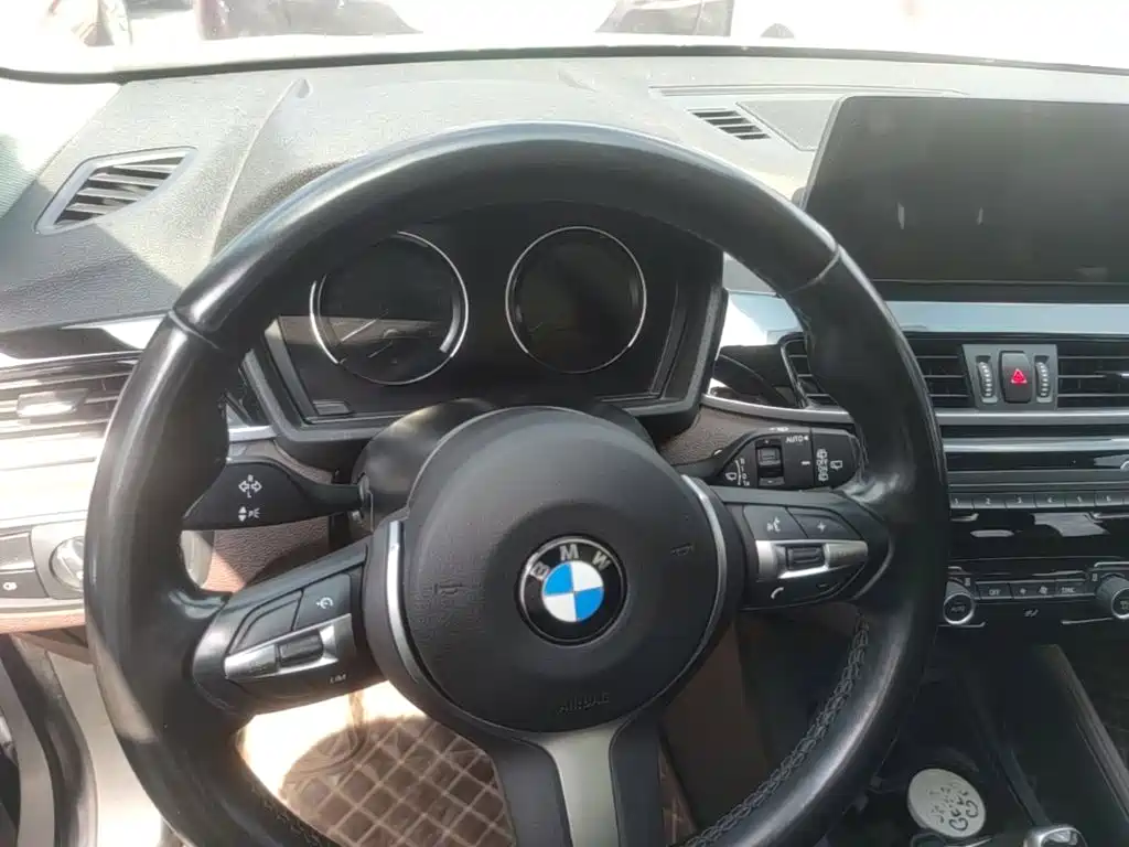 BMW X1 — миниатюра 15