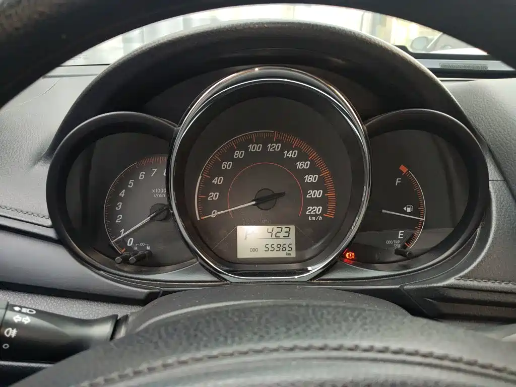 Toyota Yaris L — миниатюра 12