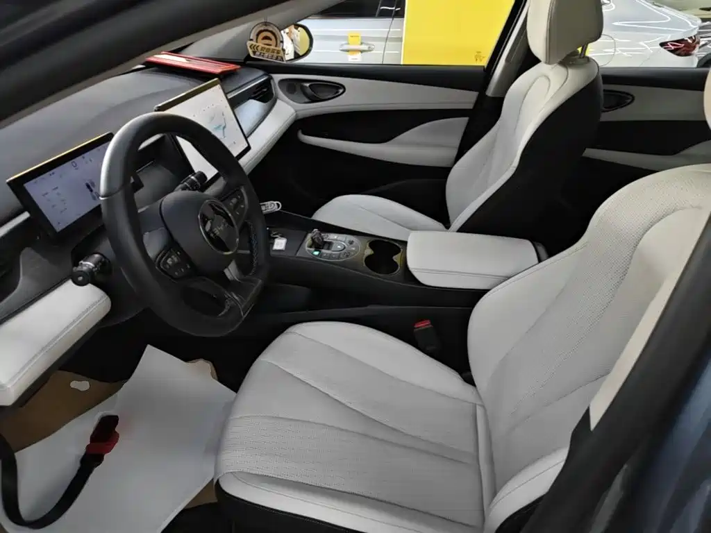 BYD Seal 05 DM-i — миниатюра 15