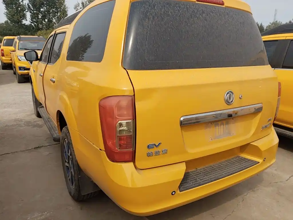 Dongfeng Rich 6 New Energy — миниатюра 5
