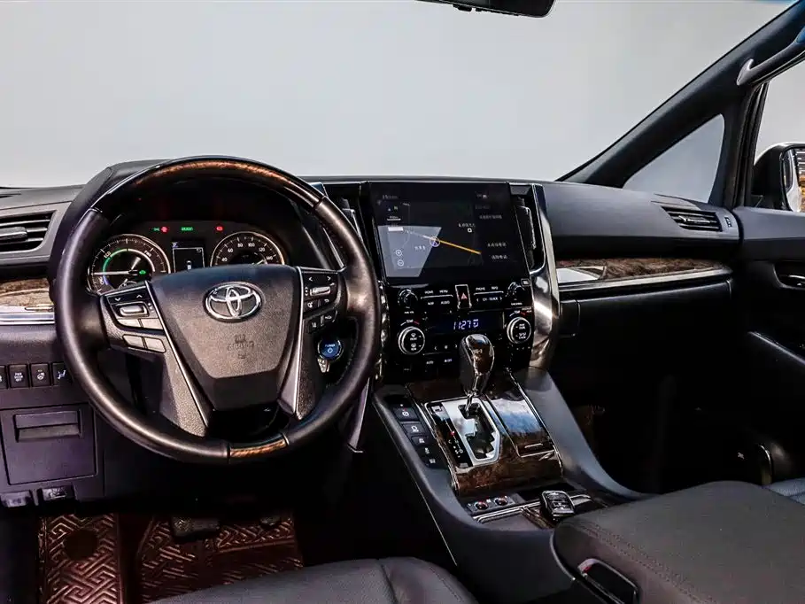 Toyota Alphard — фотографии объявления, Фото 28