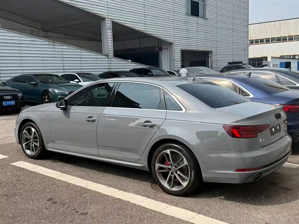 Audi A4L — миниатюра 3