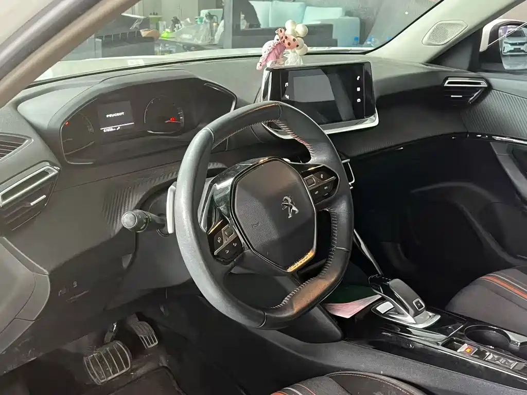 Peugeot 2008 — миниатюра 6