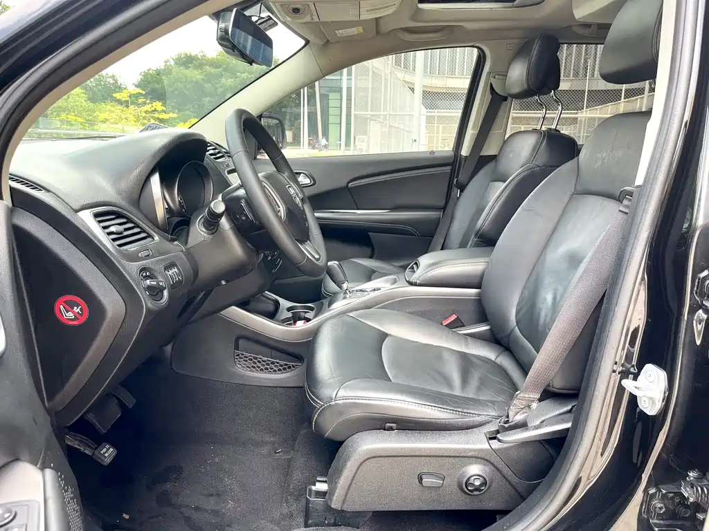 Dodge Journey — миниатюра 9