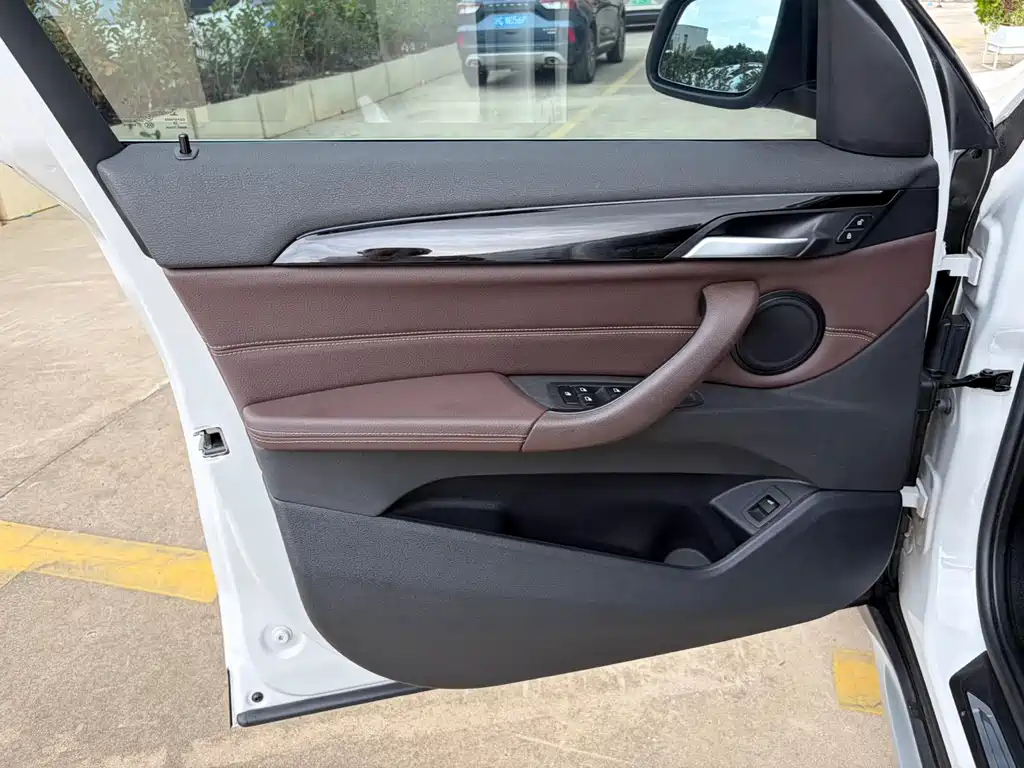 BMW X1 — миниатюра 16