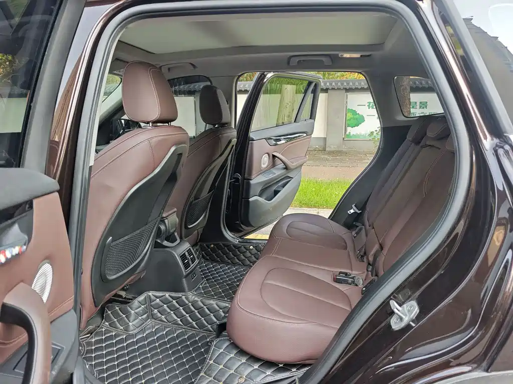BMW X1 — миниатюра 13