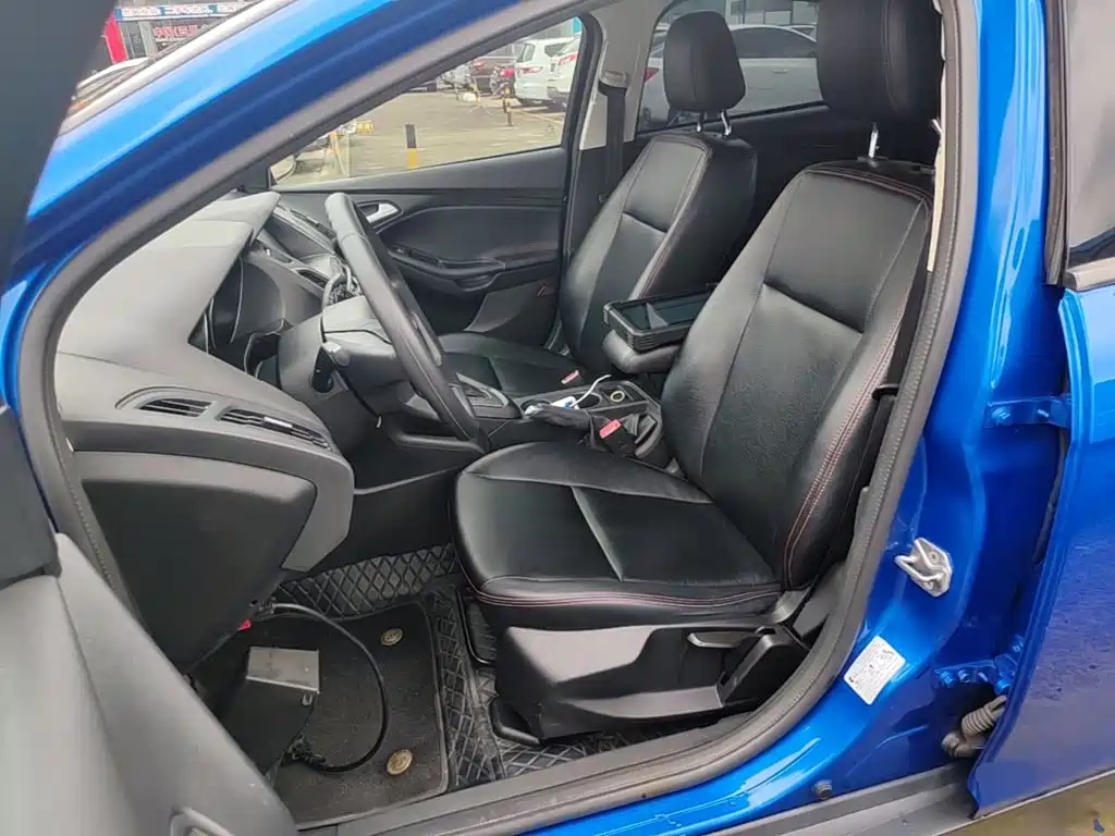 Ford Focus — миниатюра 15