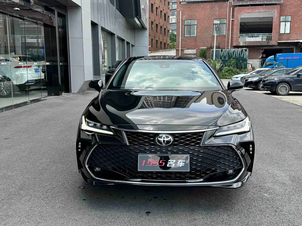 Toyota Avalon — миниатюра 2