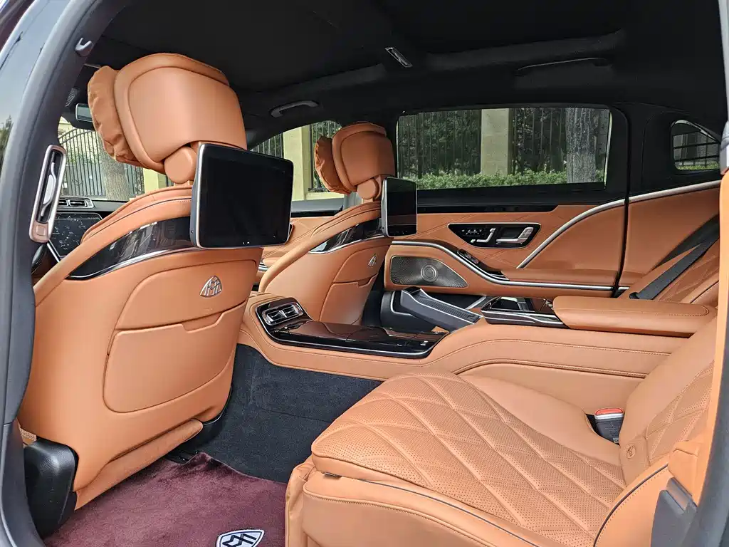 Mercedes-Benz S-Class — миниатюра 8