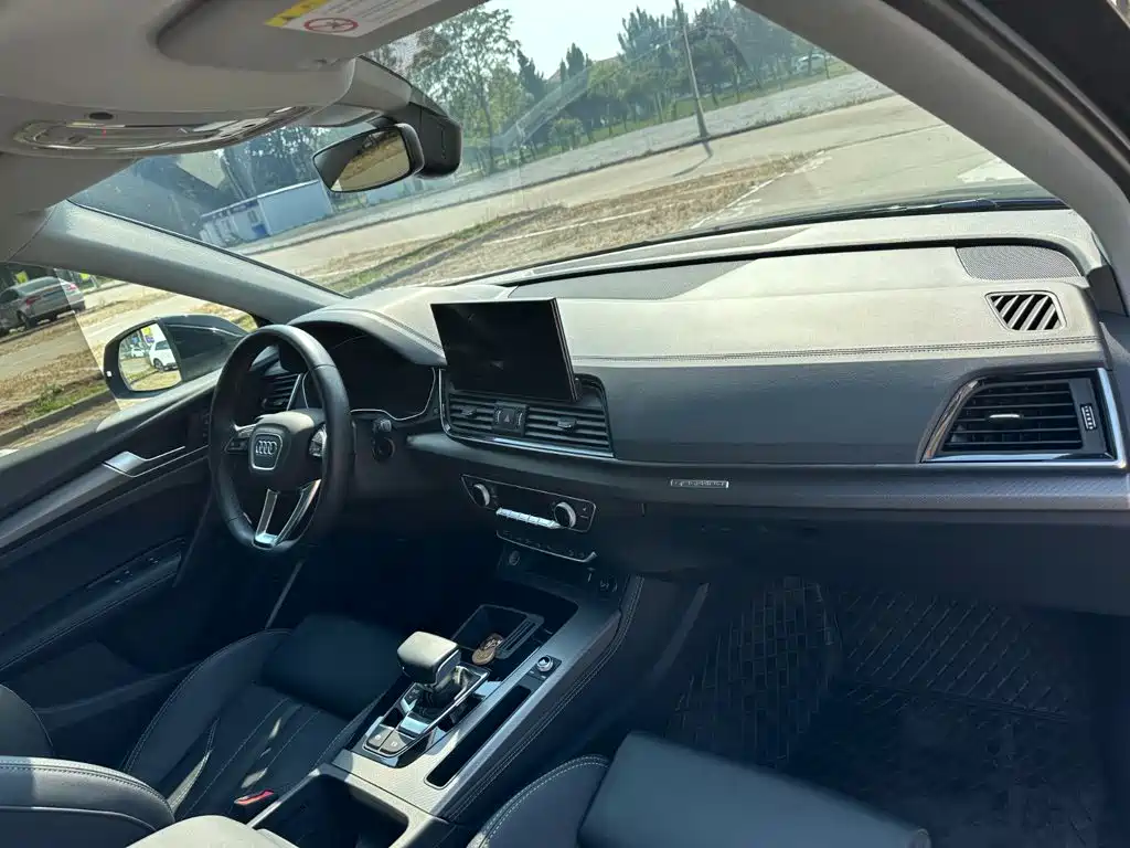 Audi Q5L — миниатюра 18