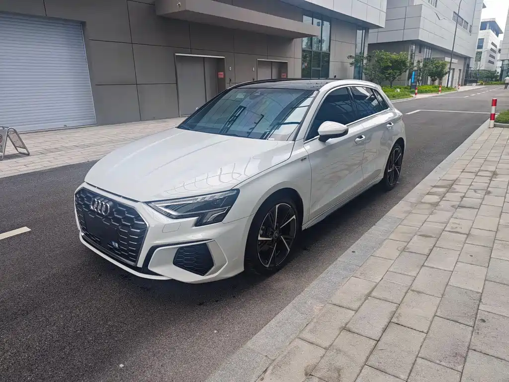 Купить Audi A3