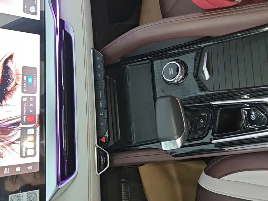 Geely Xingyue L — миниатюра 14