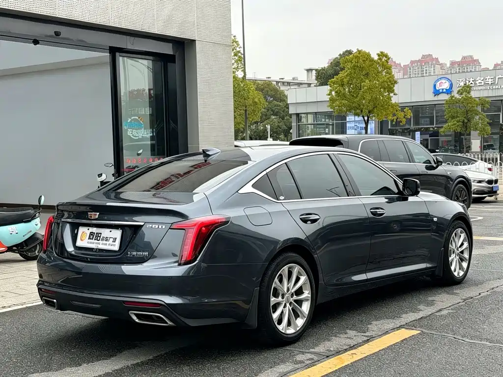 Cadillac CT5 — миниатюра 6