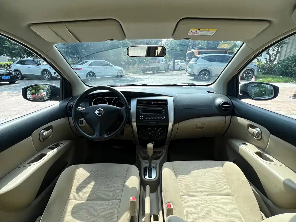 Nissan Livina 1.6XE CVT Comfort Edition, фото 8