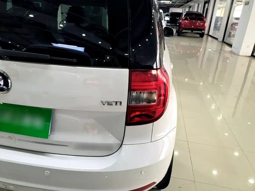 Skoda Yeti — миниатюра 8