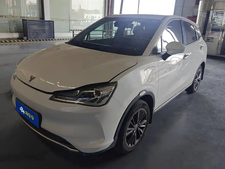 Neta Neta V 2023