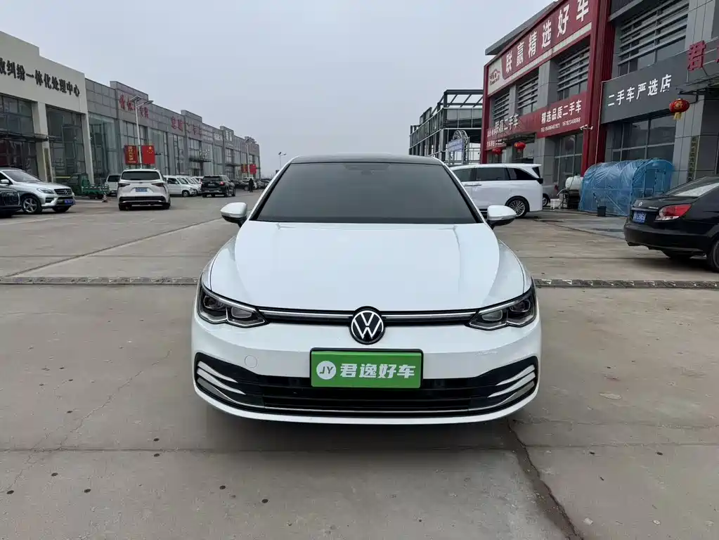 Volkswagen Golf 2022