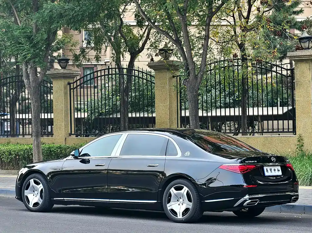 Mercedes-Benz S-Class — миниатюра 3
