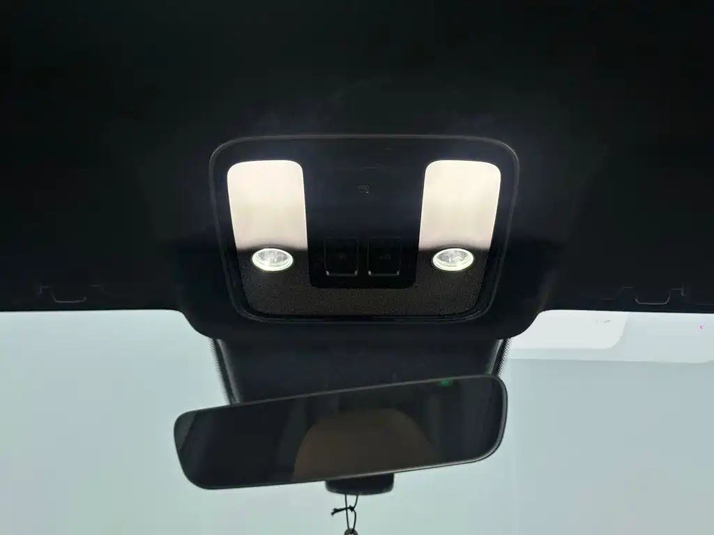 Li Auto Li ONE — миниатюра 24