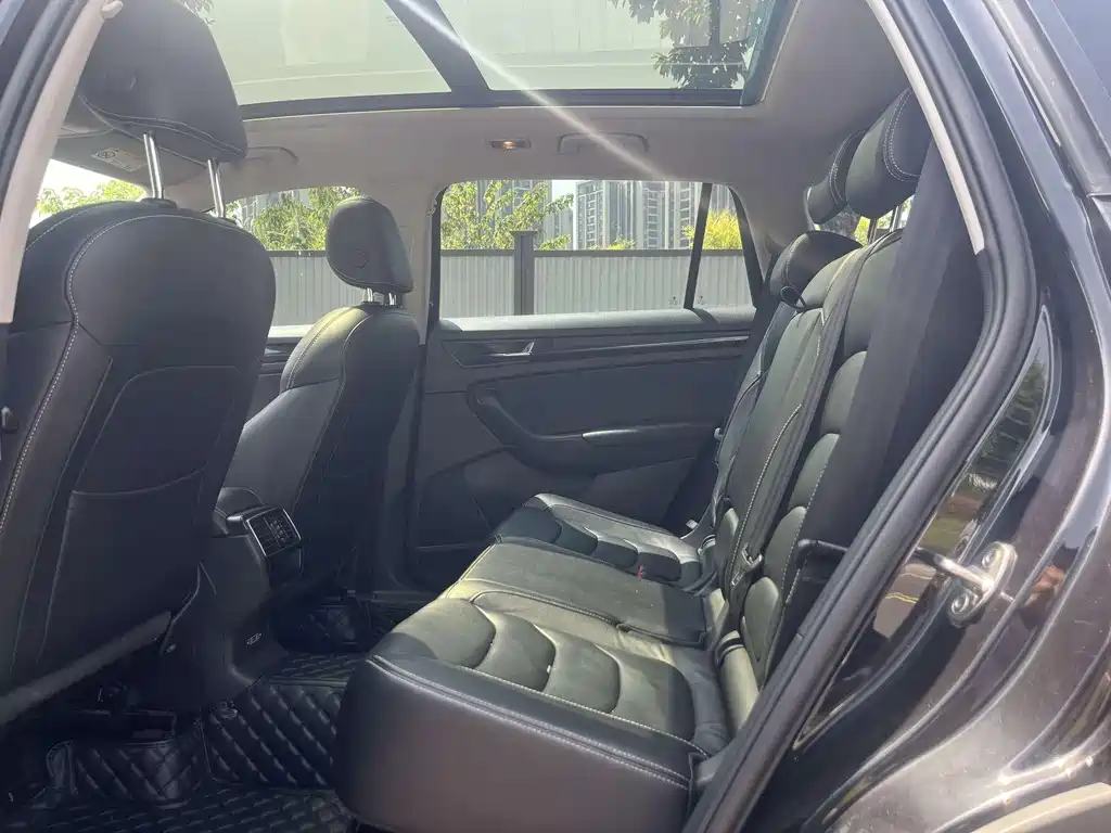 Skoda Kodiaq 2018 TSI330 5 мест Luxury