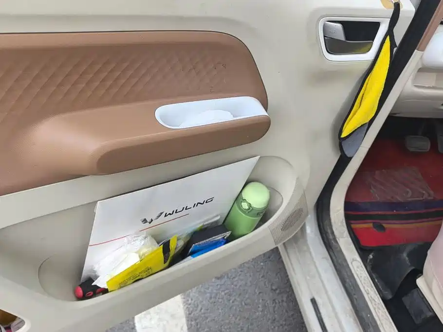 Wuling MINIEV — миниатюра 7