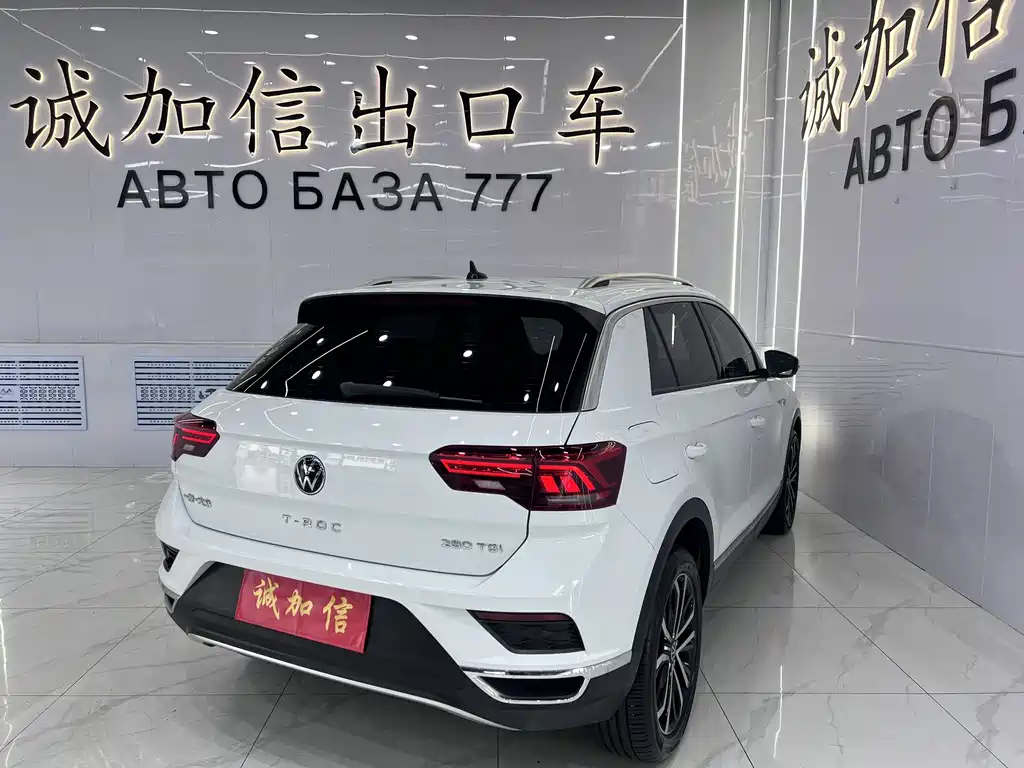 Volkswagen T-Roc 2022 280TSI DSG PLUS