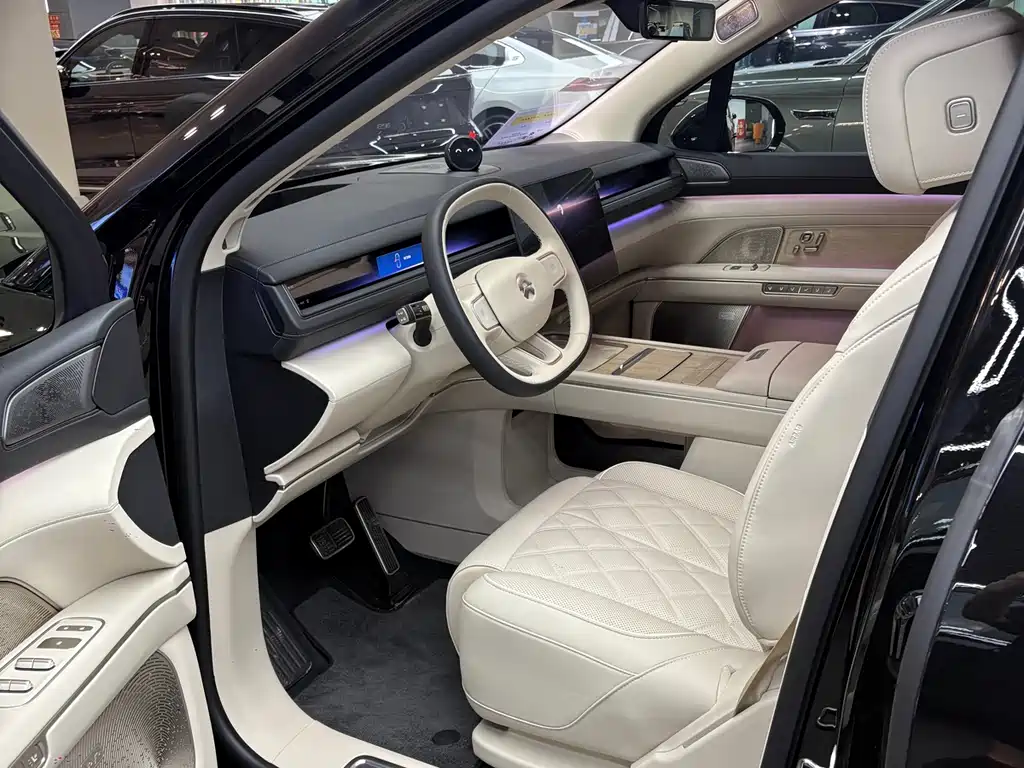 NIO ES8 2026 мест Executive Luxury