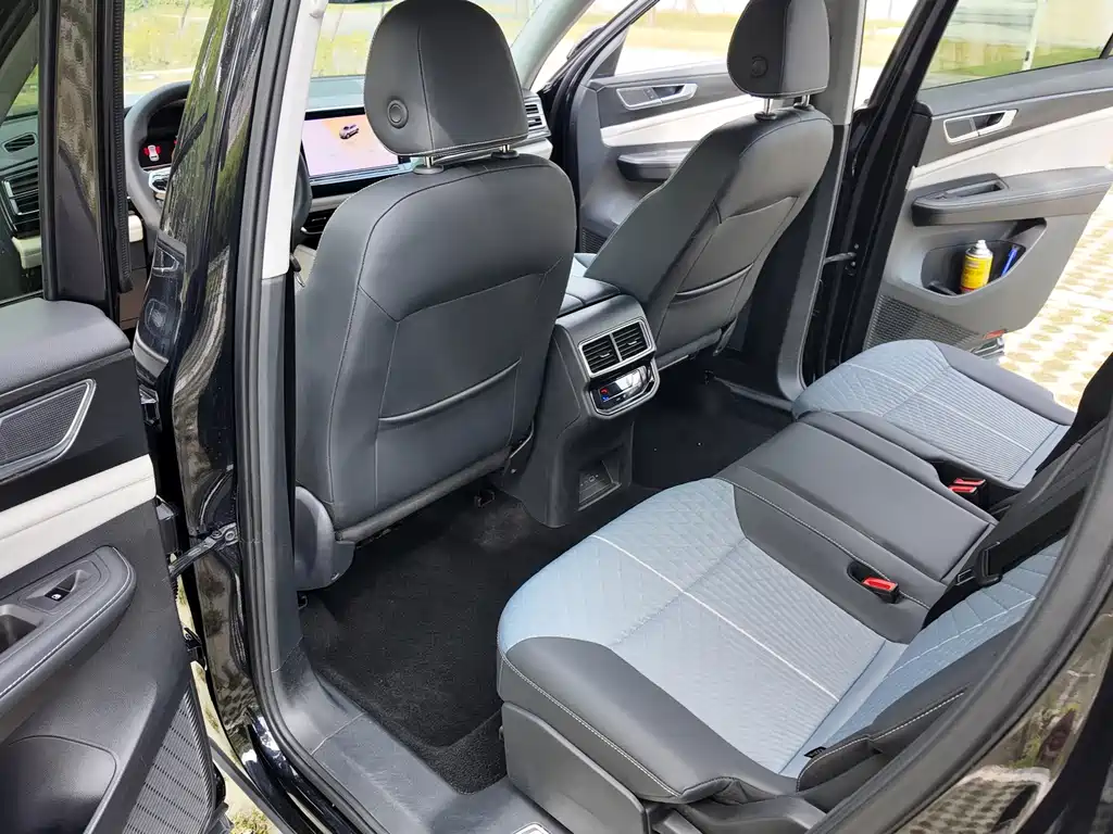 Volkswagen Teramont — миниатюра 9