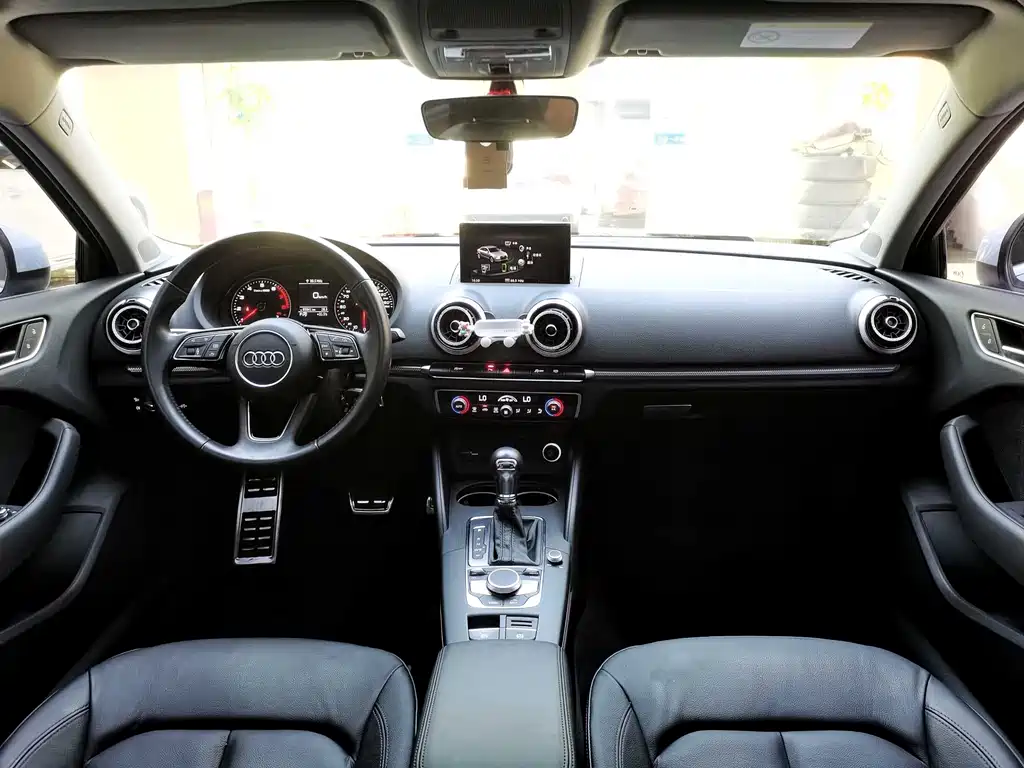 Audi A3 2018 30 Limousine 35 TFSI