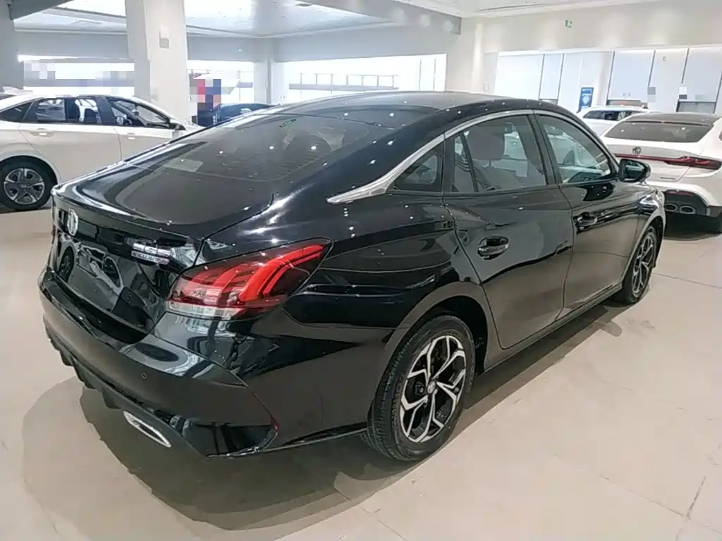 MG MG5 — миниатюра 7