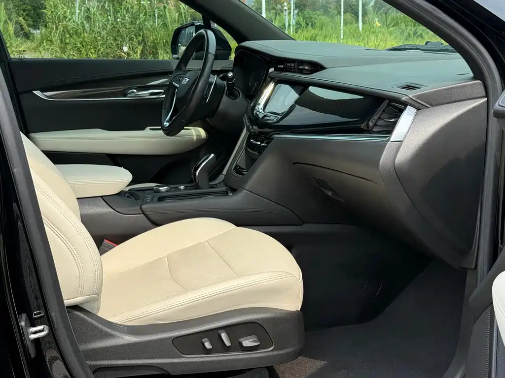 Cadillac XT6 — миниатюра 9