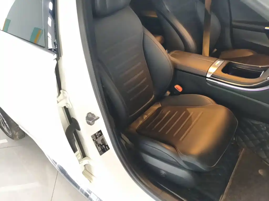 Mercedes-Benz C-Class New Energy — миниатюра 25