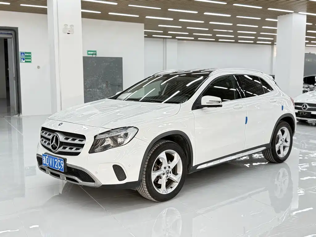 Mercedes-Benz GLA 2019