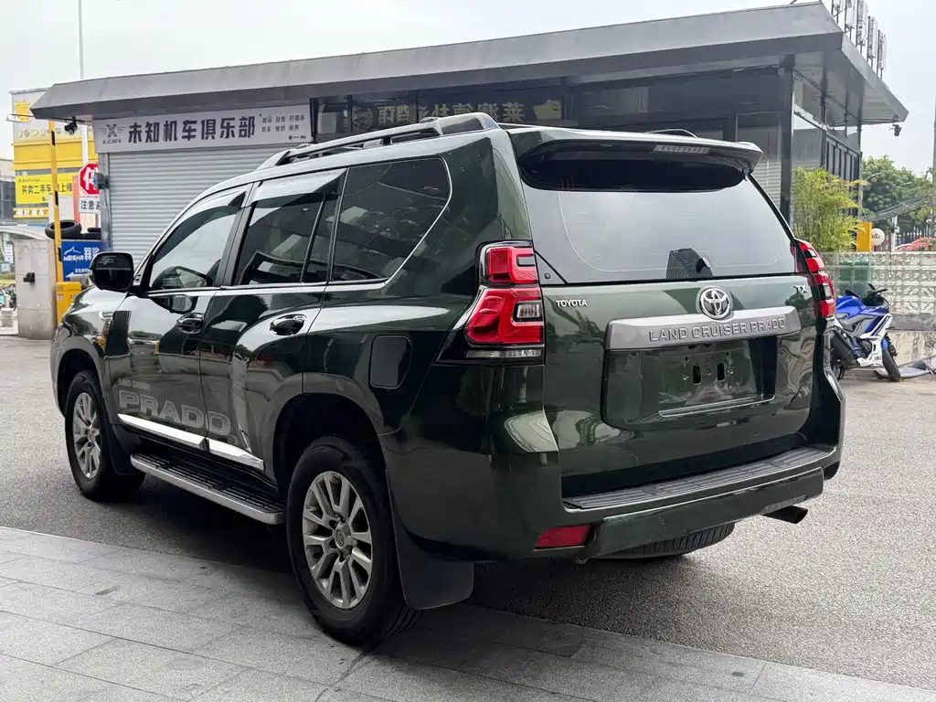 Toyota Prado — миниатюра 4