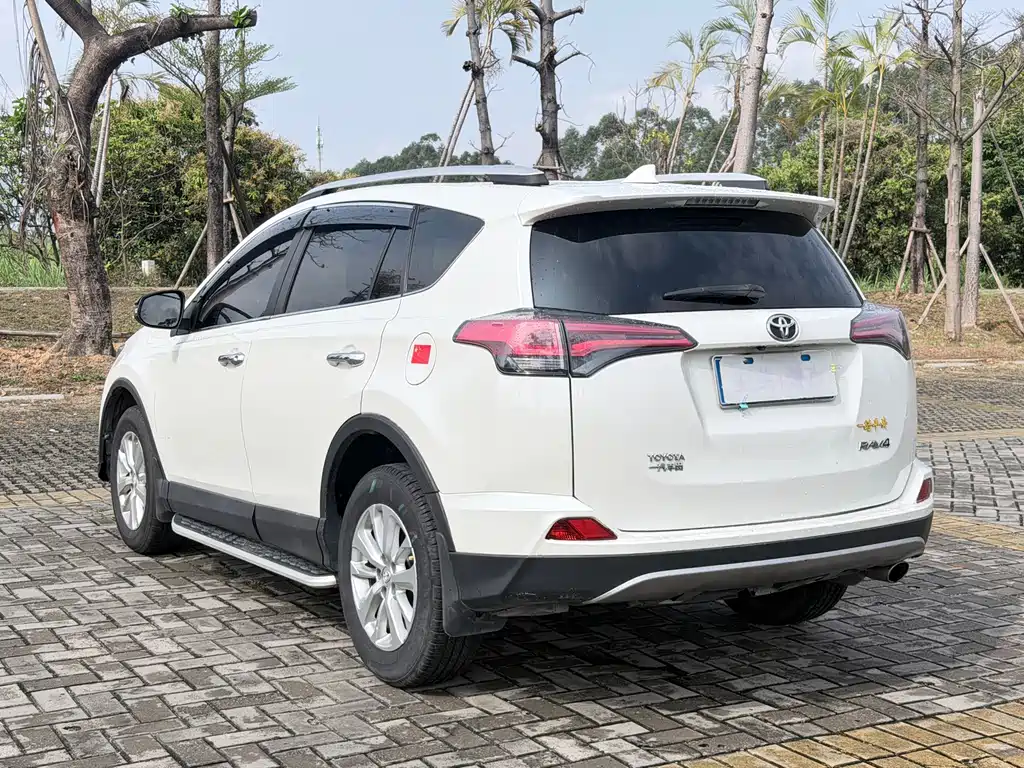 TOYOTA RAV4 RONGFANG