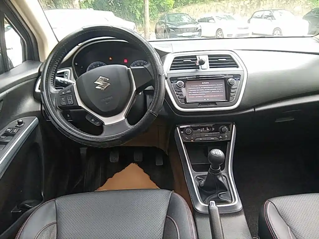 Suzuki S-Cross — миниатюра 11