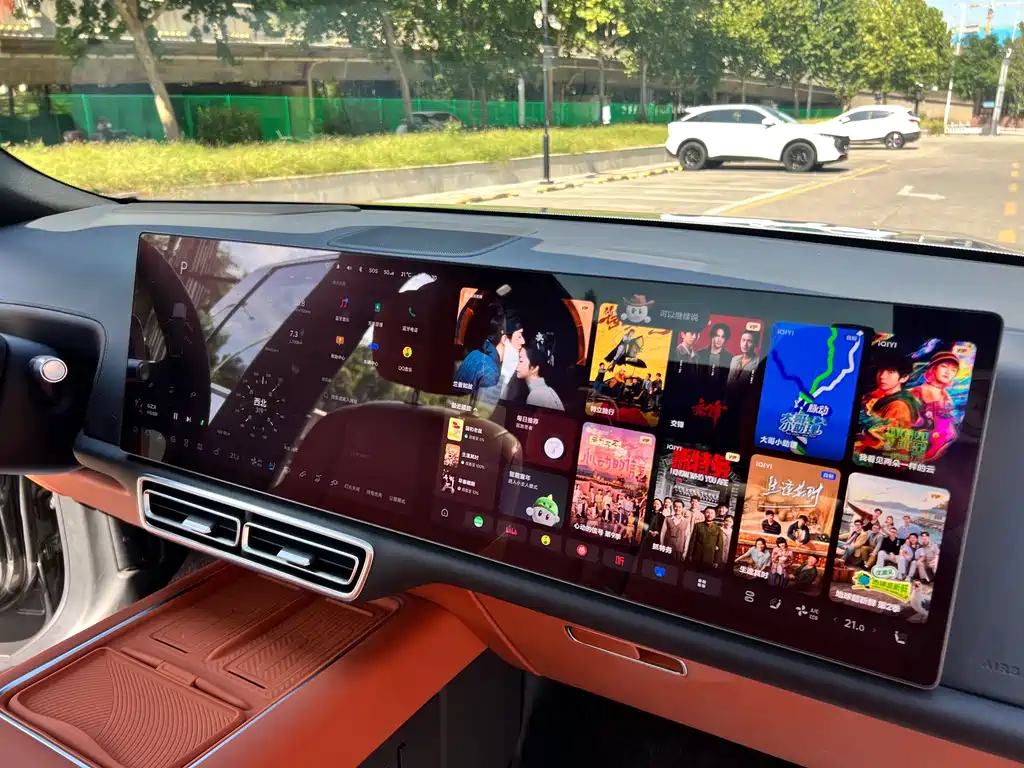 Li Auto Li L8 — миниатюра 16