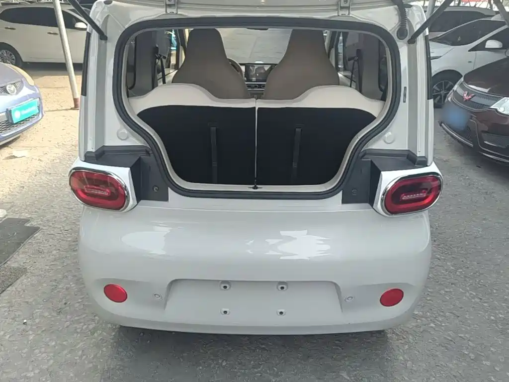 Wuling MINIEV — миниатюра 19