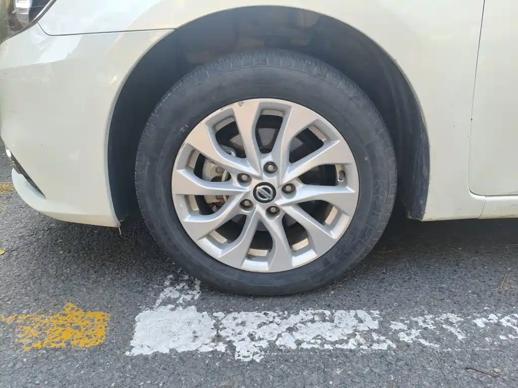 Nissan Sylphy — миниатюра 8