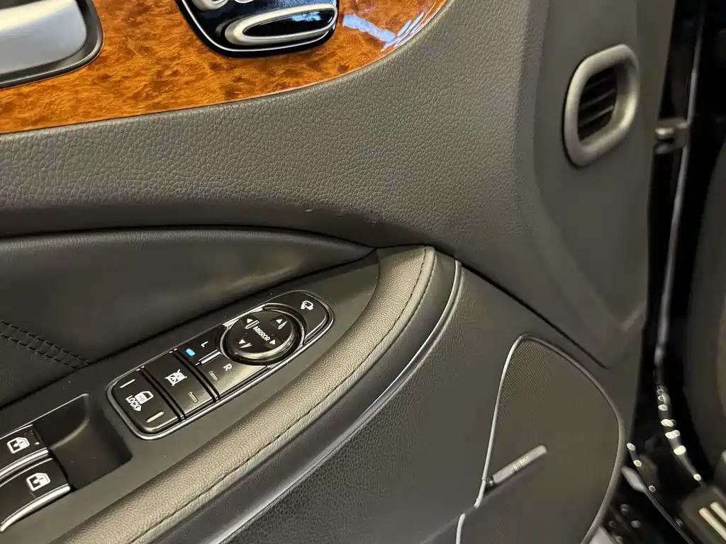 Hyundai Equus — миниатюра 7