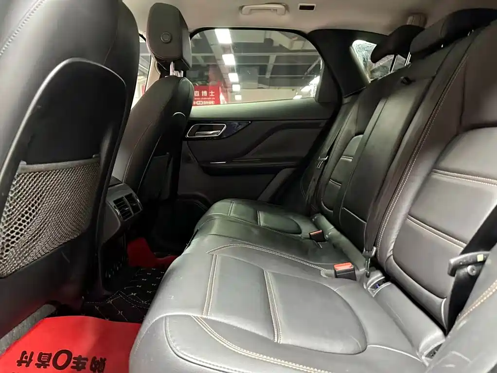 Jaguar F-PACE — миниатюра 9