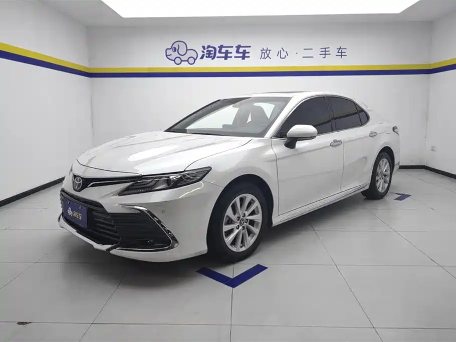 Toyota Camry 2023