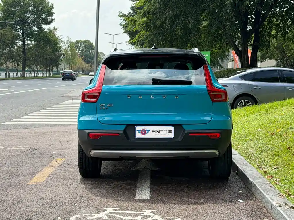 Volvo XC40 — миниатюра 5