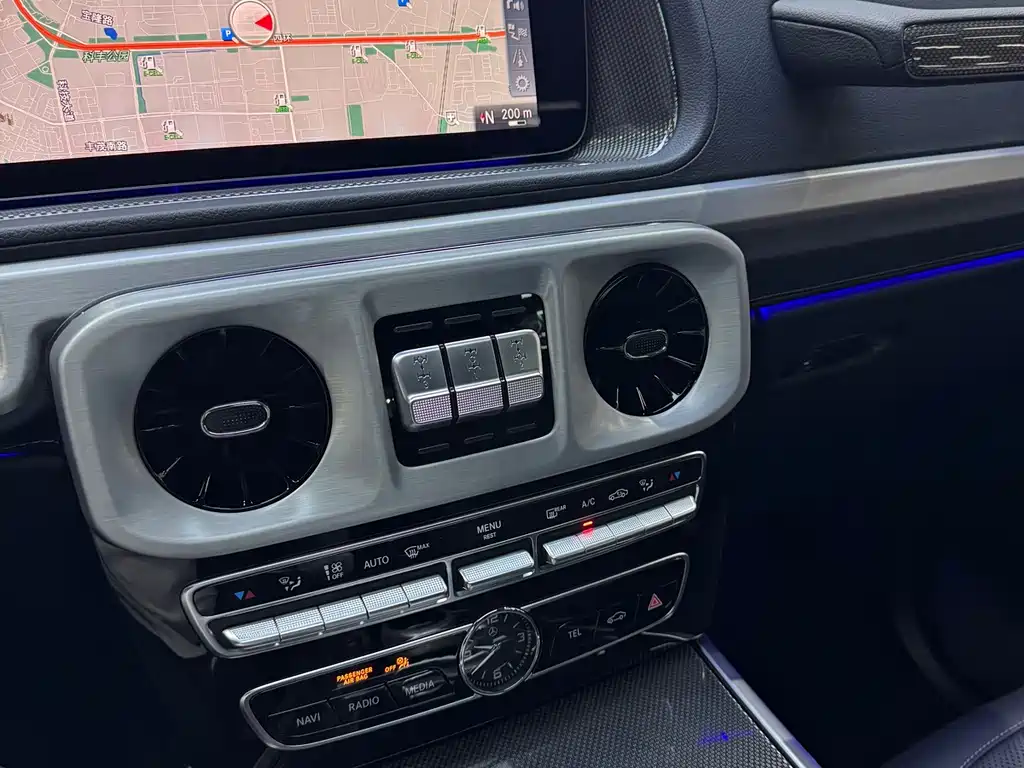 Mercedes-Benz G-Class — миниатюра 9