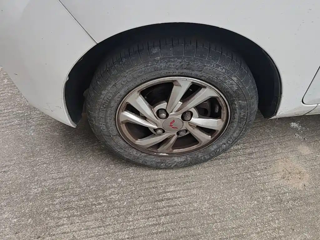 Wuling MINIEV — миниатюра 23