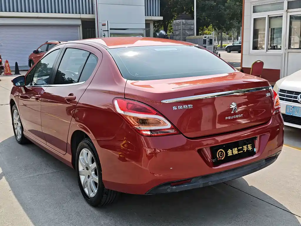 Peugeot 308 — миниатюра 2