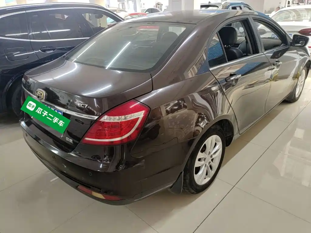 Geely Emgrand — миниатюра 7