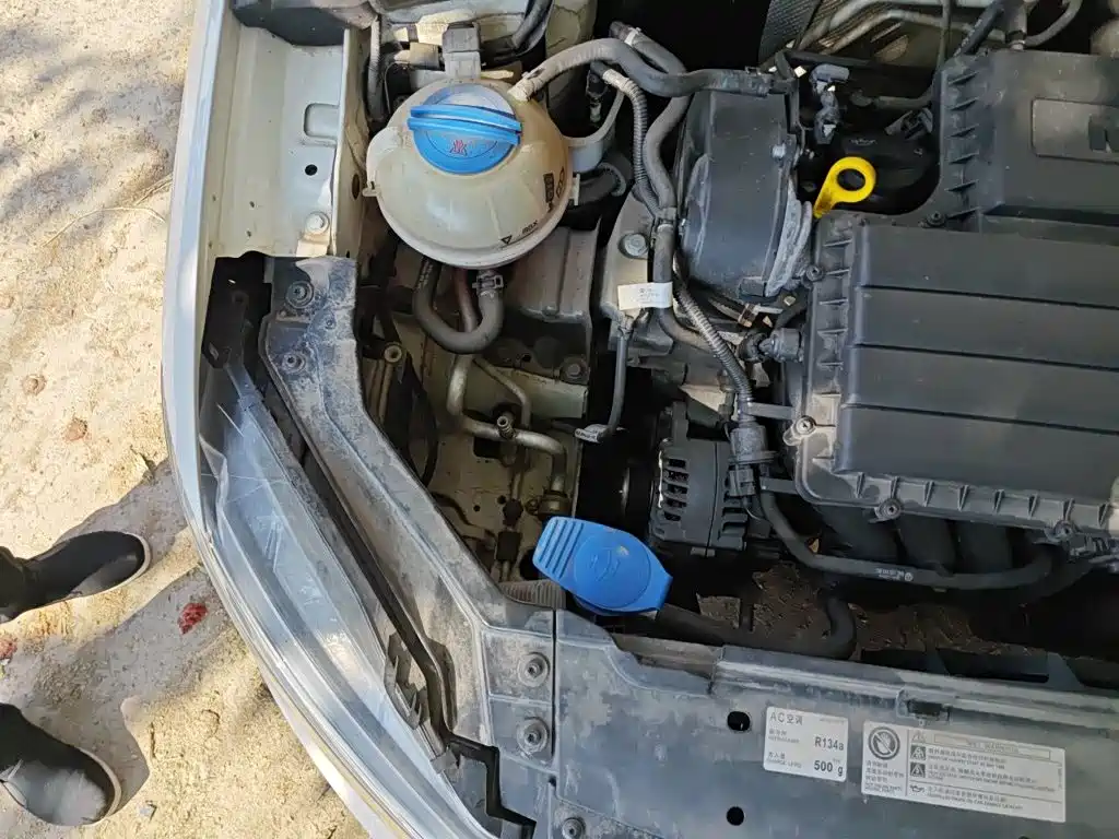 Volkswagen Santana — миниатюра 20