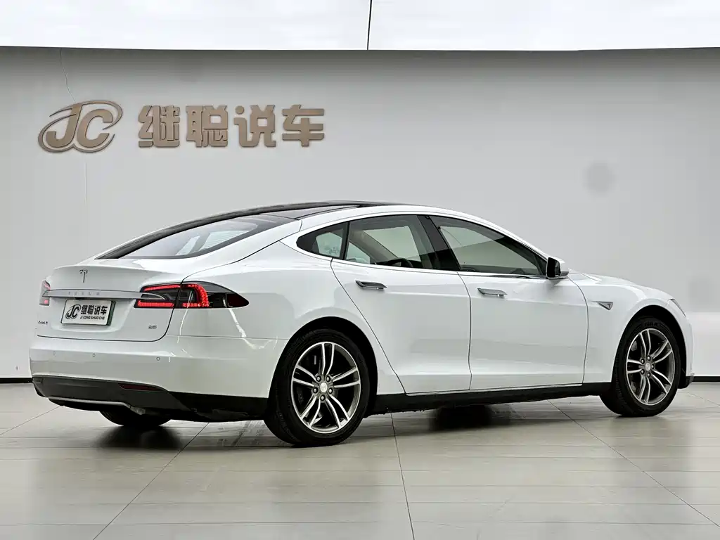 Tesla Model S 2014 Model S 85